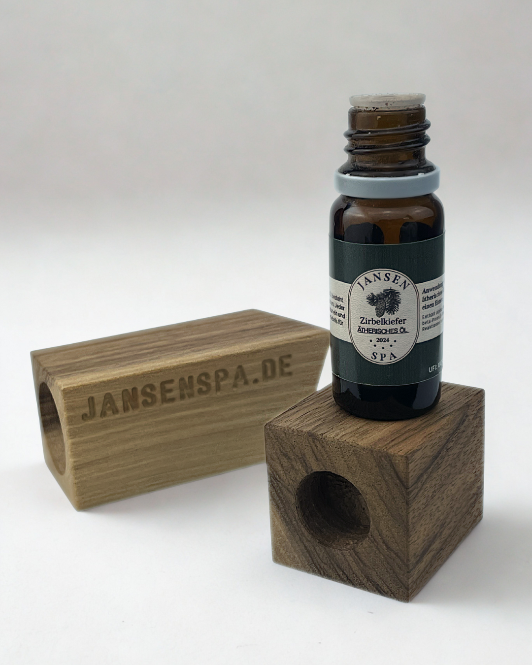 Raumdiffusor Nussbaum mit ätherischem Öl