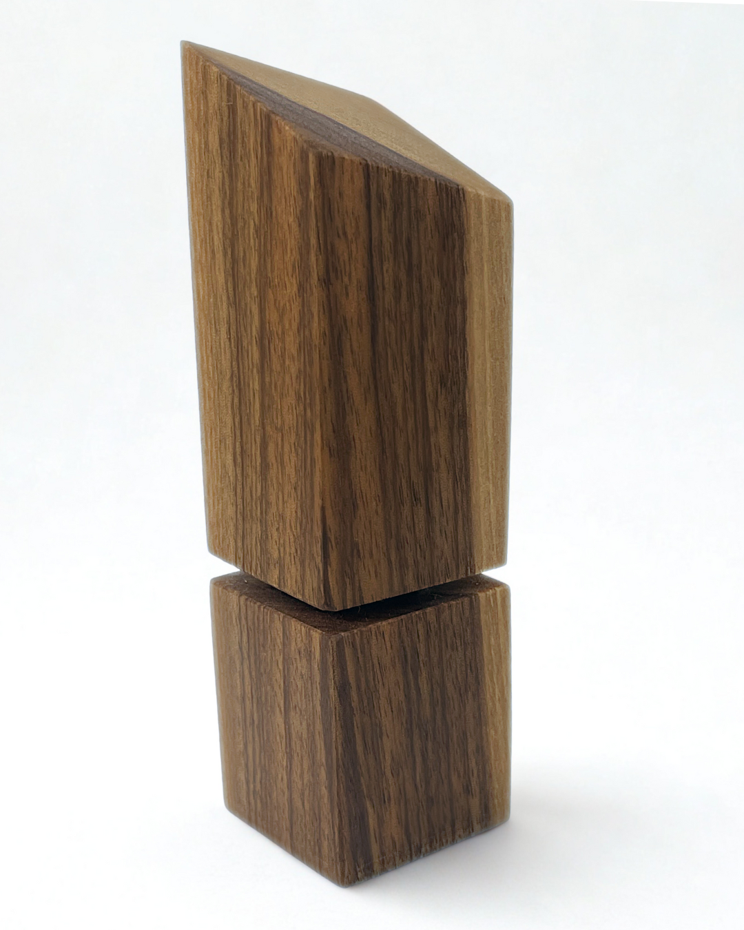 Raumdiffusor Nussbaum mit ätherischem Öl