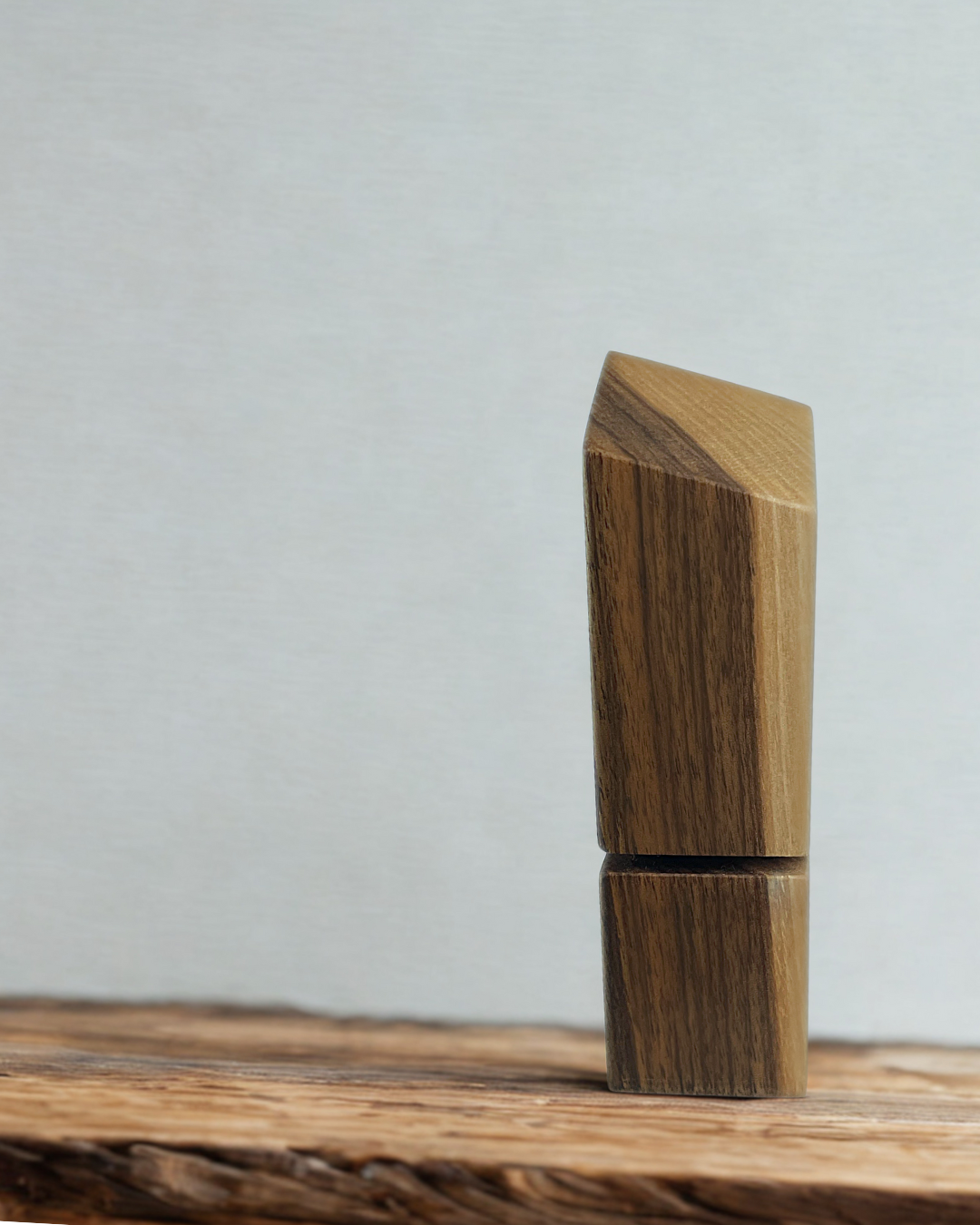 Raumdiffusor Nussbaum mit ätherischem Öl